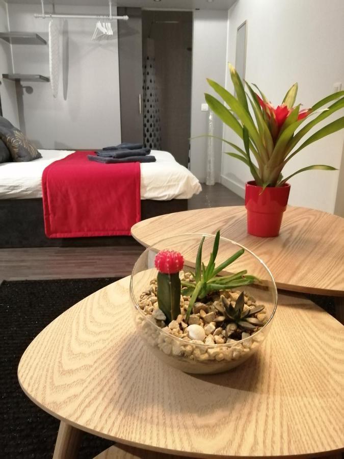 The Romantic Waterloo Lion'S Suite Braine l'Alleud Bagian luar foto